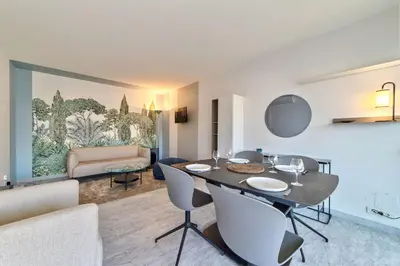 Coin salon dans l'établissement Appartement Canto bright appartement Croisette beach