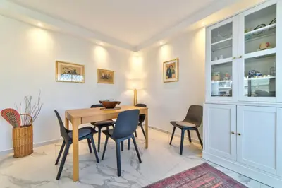 Plan de l'établissement Appartement Reina Pointe Croisette Palm Beach