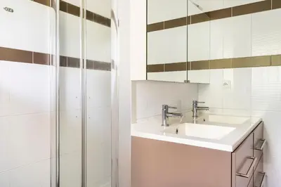 Salle de bains dans l'établissement Villa Inti - piscine, jardin privé & barbecue