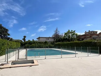 Piscine de l'établissement Appartement 4 personnes Antibes Mer, Piscine, Parking, Tennis, Wifi ou située à proximité