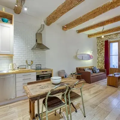 New - 1 Bed Apt Central Antibes