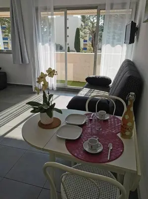 Plan de l'établissement Grand studio calme bien situé