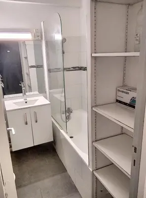 Salle de bains dans l'établissement Résidence Graziella Studio 208