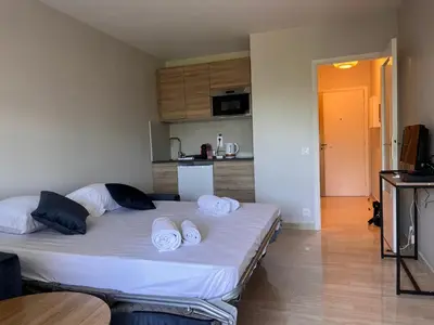 Un ou plusieurs lits dans un hébergement de l'établissement La douceur de vivre à Cannes