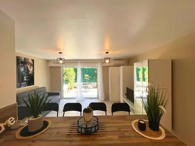 Coin salon dans l'établissement COSY MADRID, appartement proche de la mer