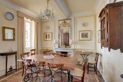 Plan de l'établissement Bastide XVIIIe avec vue mer panoramique
