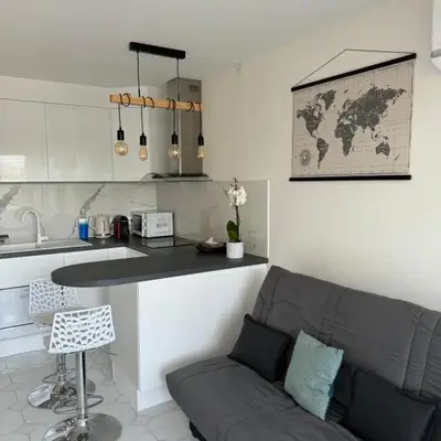 Studio Antibes Port Vauban.