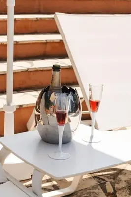 Boissons dans l'établissement Dream Villa 300m2 & stunning 4000m2 private garden