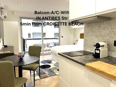 Plan de l'établissement Moderne Studio BALCON, rue D'ANTIBES- HYPER CENTRE A0B191