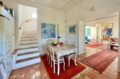 Coin salon dans l'établissement Castel Horizon - Super Cannes - 360 Degrees View