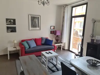 Coin salon dans l'établissement La MASCOTTE