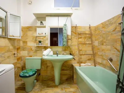 Salle de bains dans l'établissement Apartment le corail by Interhome