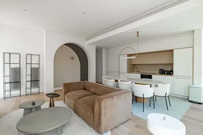Coin salon dans l'établissement Superbe appartement 120m2 au coeur de Cannes