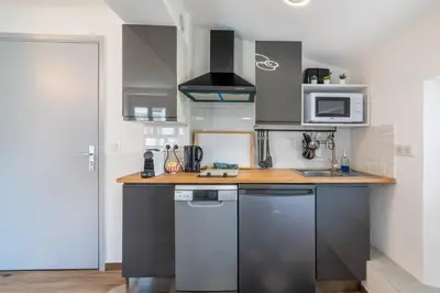 Cuisine ou kitchenette dans l'établissement Villa Anaite Piscine privée