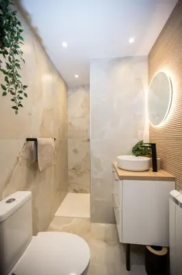 Salle de bains dans l'établissement Jungle Room Jacuzzi Privé Évasion en amoureux