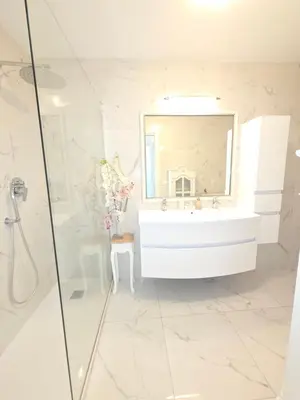 Salle de bains dans l'établissement Villa d'Este attico con piscina rooftop