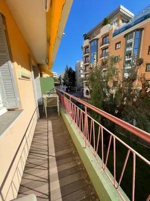 Balcon ou terrasse dans l'établissement Renovated Cannes Centre Banane balcon