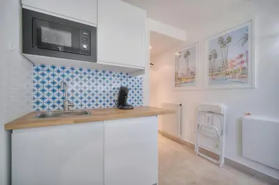 Cuisine ou kitchenette dans l'établissement Jul - Studette - Croisette - VCA