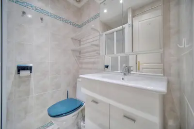 Salle de bains dans l'établissement Jul - Studette - Croisette - VCA