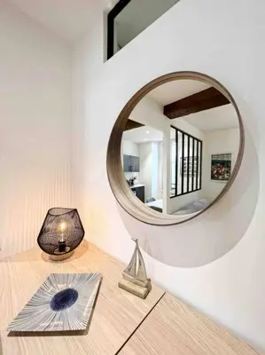 Plan de l'établissement Le James Close: Apt 4 Prs standing - Vieille Ville