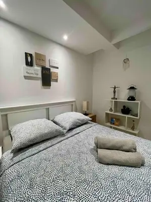 Un ou plusieurs lits dans un hébergement de l'établissement Magnifique appartement -2min gare 5min plage