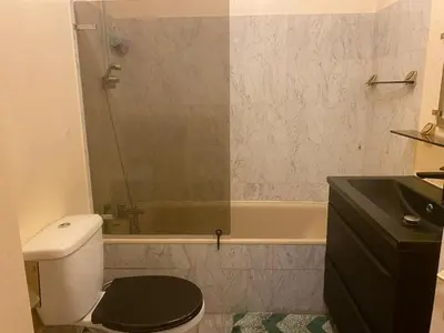 Salle de bains dans l'établissement Residence du tanit