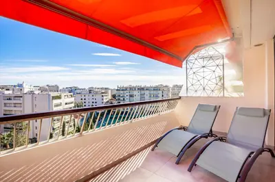 Balcon ou terrasse dans l'établissement One BDRM flat A/C-Congress/Beaches by Olidesi