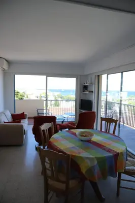 Balcon ou terrasse dans l'établissement Pretty haven of peace with sea view