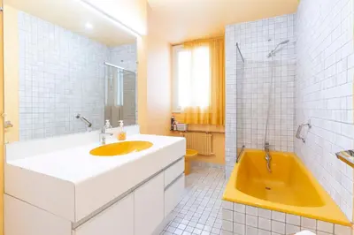 Salle de bains dans l'établissement Selvosa 1-bedroom apartment heart of Cannes