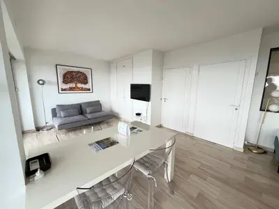 Télévision ou salle de divertissement dans l'établissement A023-Magnifique vue mer panoramique