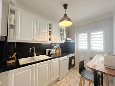 Cuisine ou kitchenette dans l'établissement Savannah appartement proche Carlton, by Welcome to Cannes
