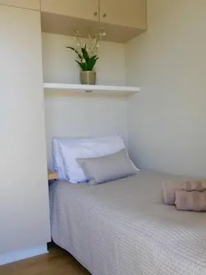 Un ou plusieurs lits dans un hébergement de l'établissement ALBION - Luxurious 3 bedrooms large terrace parking AC