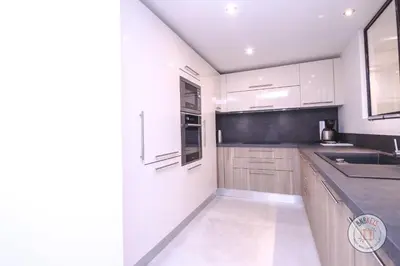 Cuisine ou kitchenette dans l'établissement Appartement Céto Superb and luminous apartment