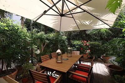 Jardin de l'établissement Appartement L'Etang Cannes Pointe Croisette