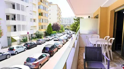 Balcon ou terrasse dans l'établissement Proche Croisette, T2 avec terrasse, By Palmazur