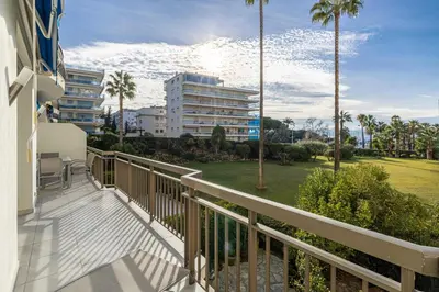 Balcon ou terrasse dans l'établissement Splendid apartment, Sea view, Parking - Croisette
