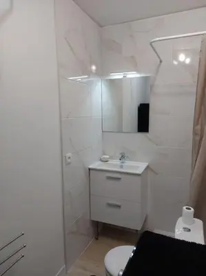 Salle de bains dans l'établissement Studette Pointe Croisette - Axelle Loc'Appart