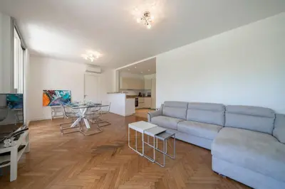 Coin salon dans l'établissement Cozystay 1331 - Superbe 4 pièces proche plages
