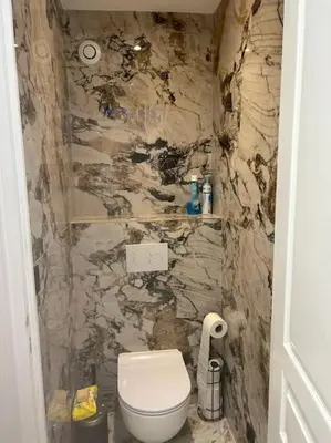 Salle de bains dans l'établissement 2 pièces 35 m2 + 1 véranda