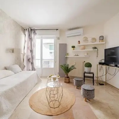 Cannes Croisette Studio 3 pers Cosy CLIM WIFI PKG