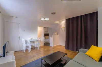Cuisine ou kitchenette dans l'établissement Cocon au cœur d'Antibes
