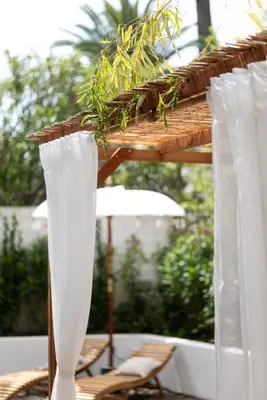 Jardin de l'établissement La Bohémienne du Mandara