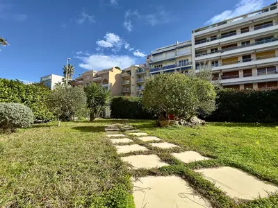 Jardin de l'établissement Les Jardins de Lérins SCLS - Clim, Jardin, Plages