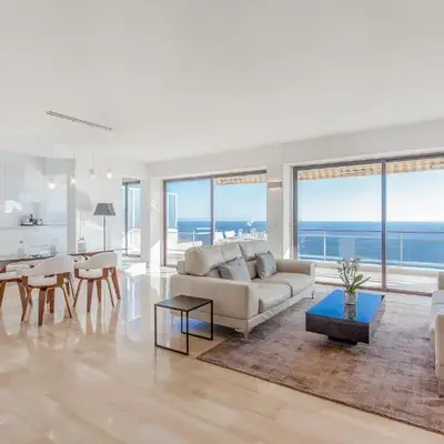 SUPER CANNES FRONT DE MER LUXUEUX VUE UNIQUE