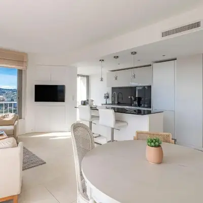 Apartment with pool - sea view