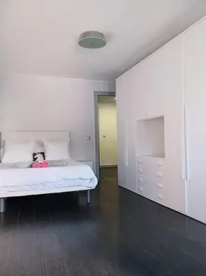 Un ou plusieurs lits dans un hébergement de l'établissement Superbe appartement Juan-les-Pins 200m des plages