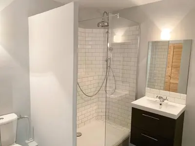 Salle de bains dans l'établissement BAT2 - Cannes, Carré d'Or, beau 2 pièces