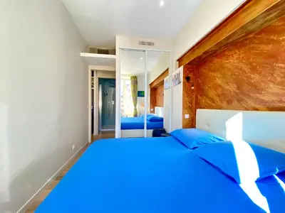Un ou plusieurs lits dans un hébergement de l'établissement Le 74 SCLS - Rue d'Antibes, Clim, Wifi