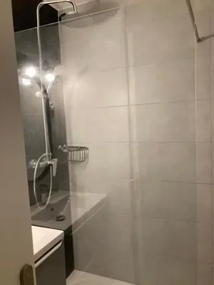 Salle de bains dans l'établissement STUDIO à 50 mètres de la plage