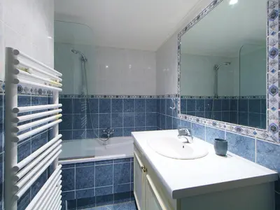 Salle de bains dans l'établissement Apartment Cannes Bay-2 by Interhome